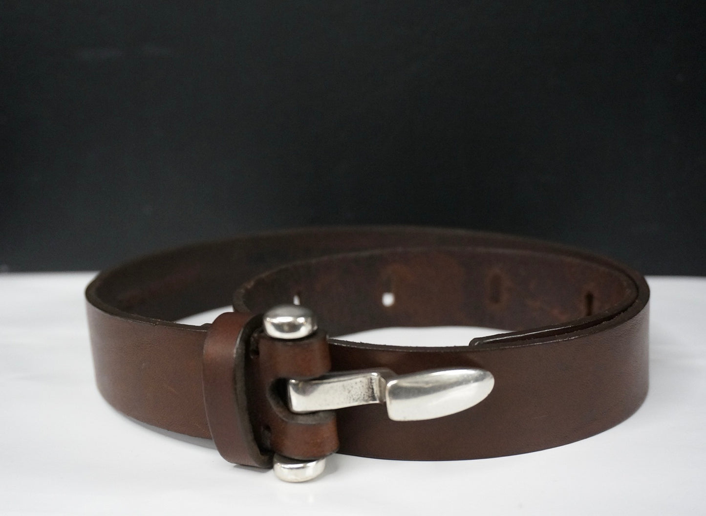 Short buckle belt