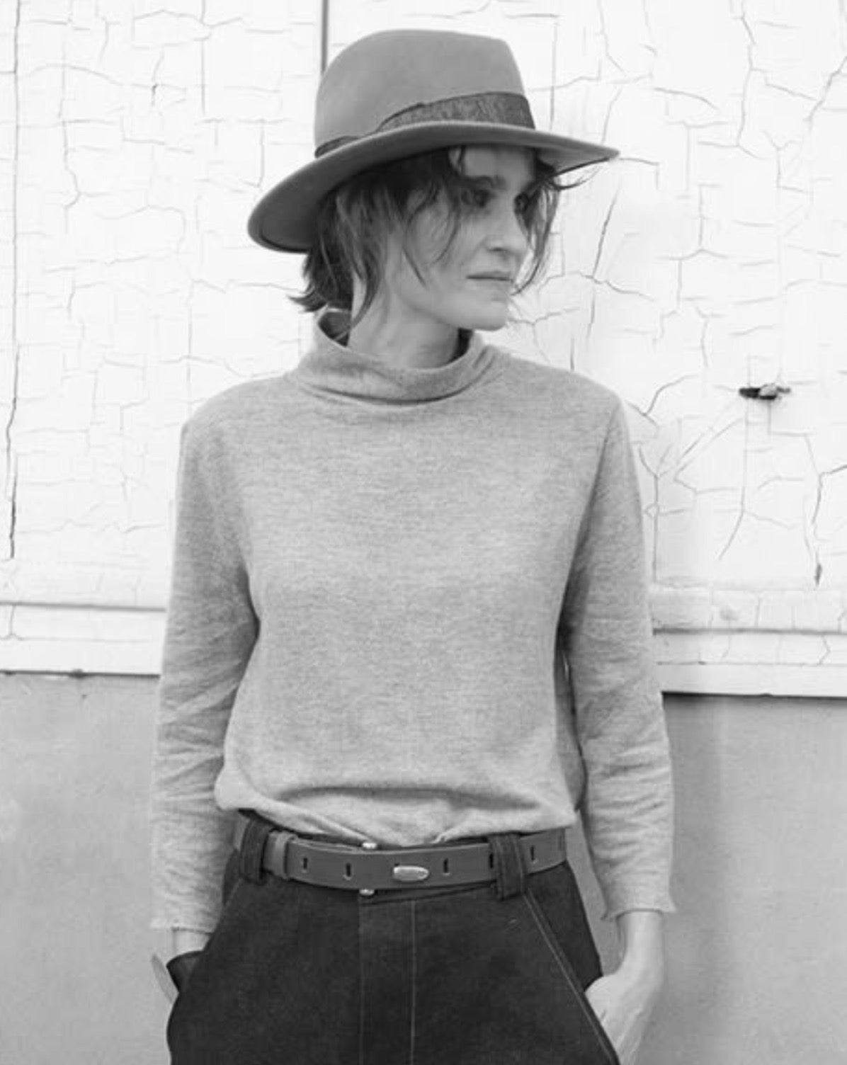 Short belt buckle