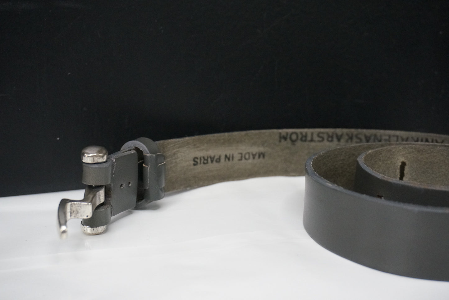 Short buckle belt